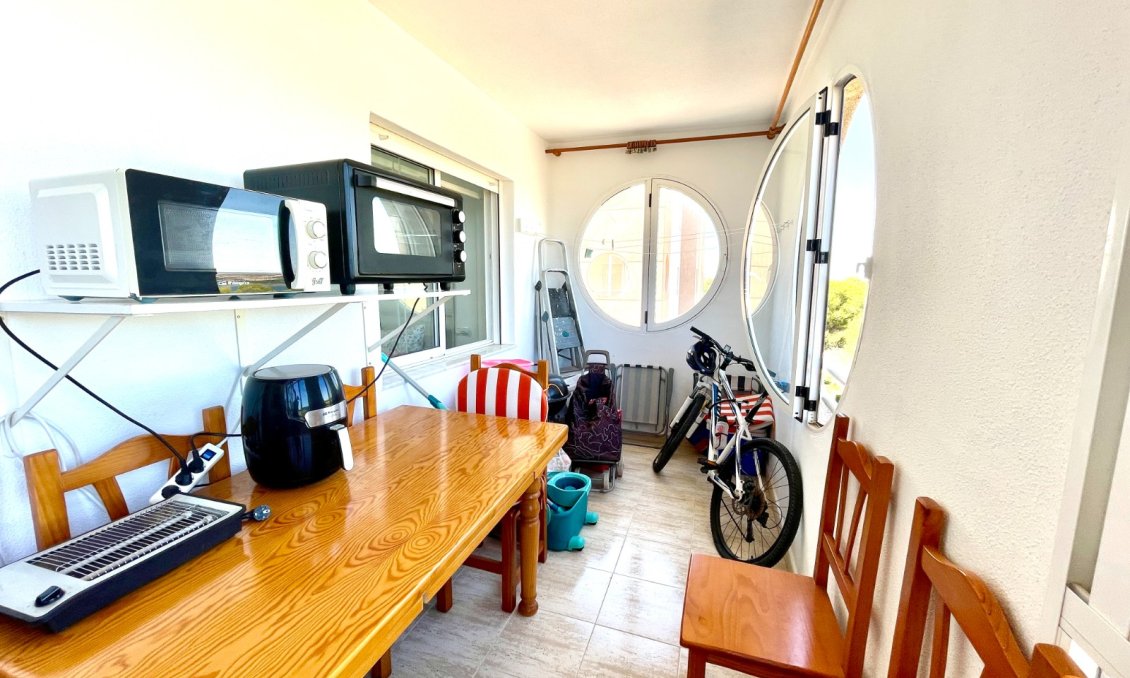 Segunda mano - Apartamento -
La Siesta - Costa Blanca