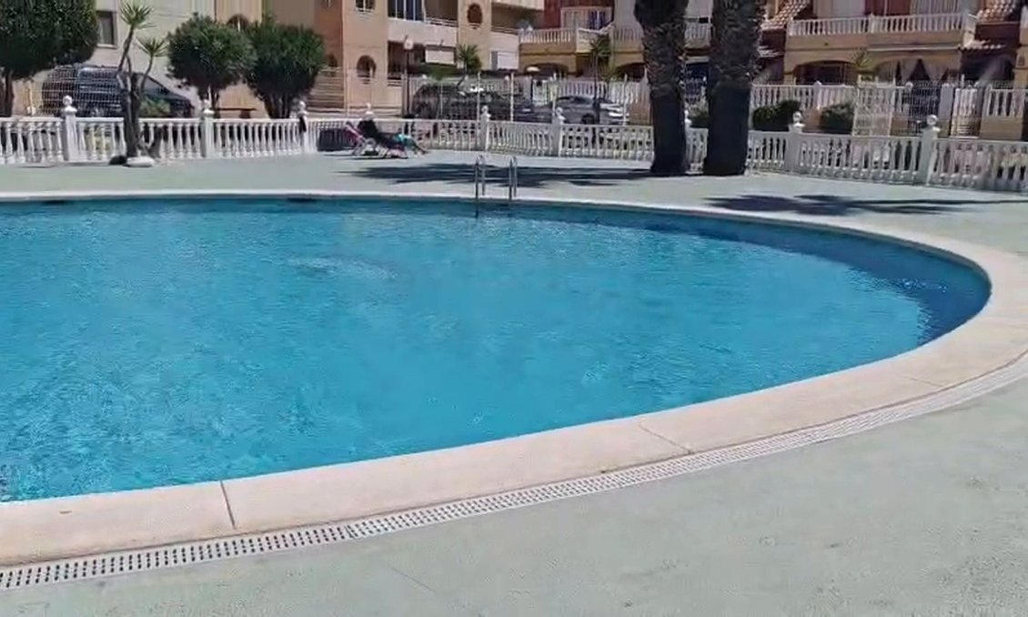 Segunda mano - Apartamento -
La Siesta - Costa Blanca