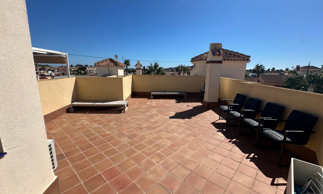 Revânzare - Bungalou -
Orihuela Costa - Costa Blanca