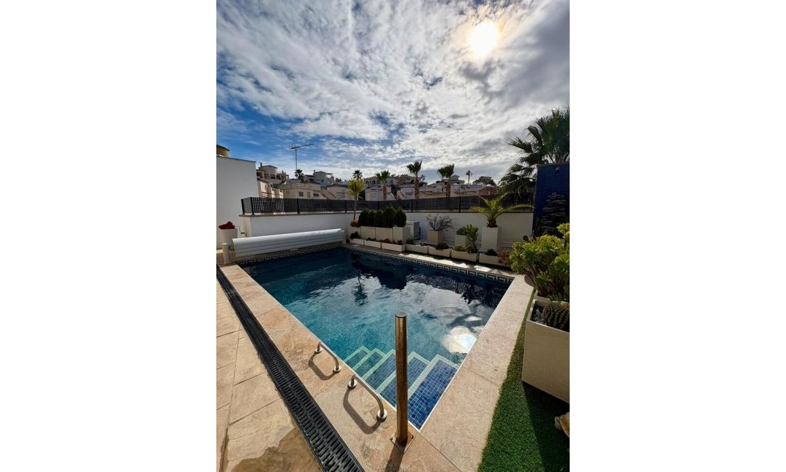 Segunda mano - Villa -
Rojales - Costa Blanca