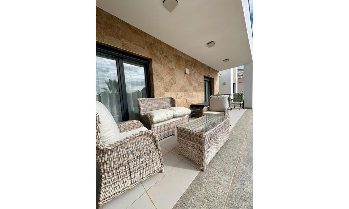Segunda mano - Villa -
Rojales - Costa Blanca