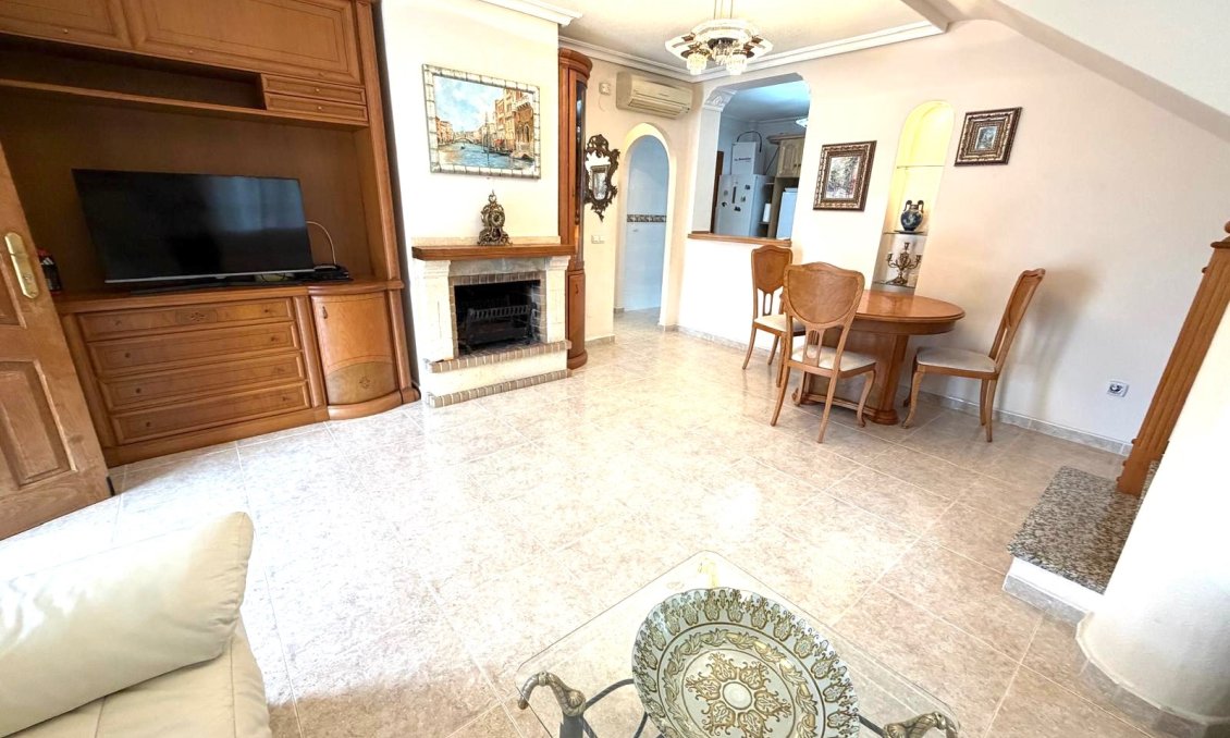 Használt Ingatlanok - Villa -
Orihuela Costa - Costa Blanca