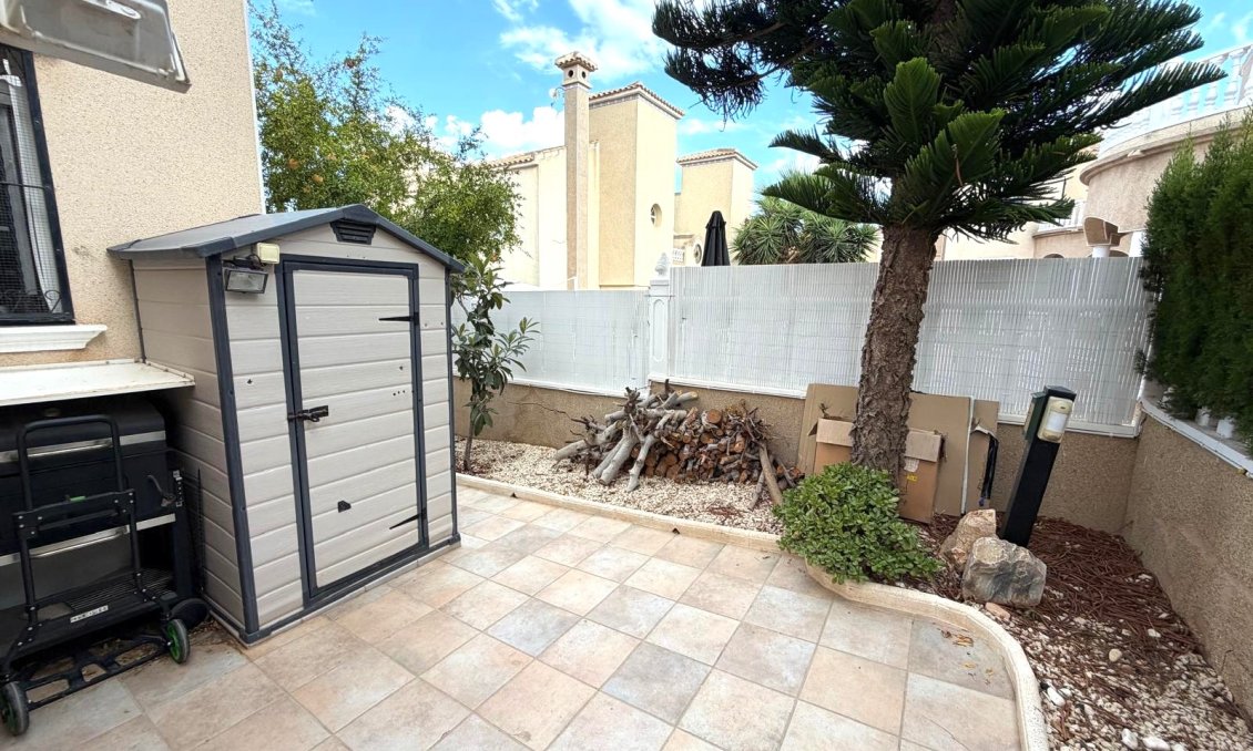 Használt Ingatlanok - Villa -
Orihuela Costa - Costa Blanca