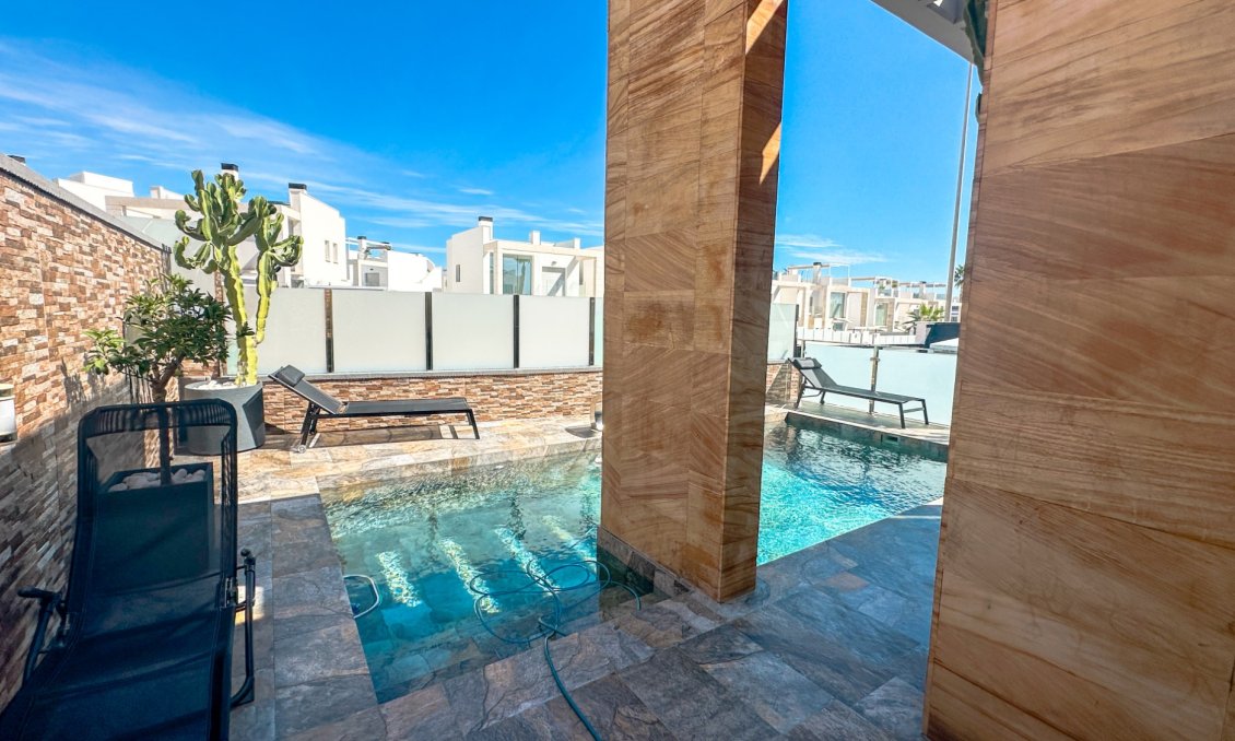 Segunda mano - Villa -
Cabo Roig - Costa Blanca