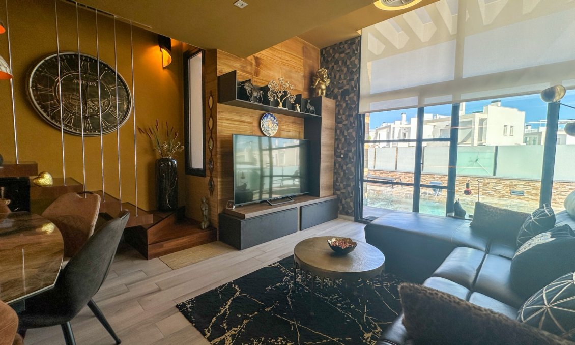 Segunda mano - Villa -
Cabo Roig - Costa Blanca