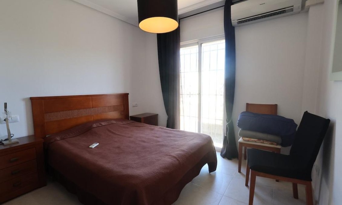 Használt Ingatlanok - Apartman -
Torrevieja - Costa Blanca