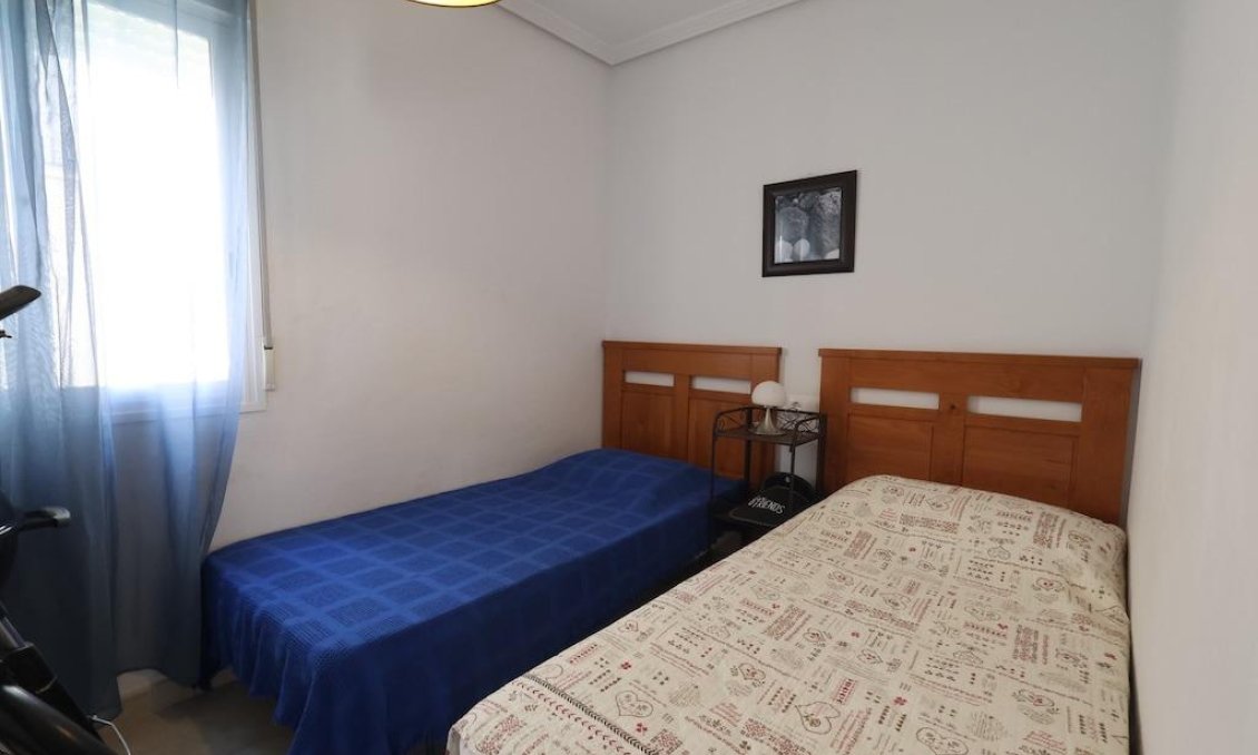 Használt Ingatlanok - Apartman -
Torrevieja - Costa Blanca