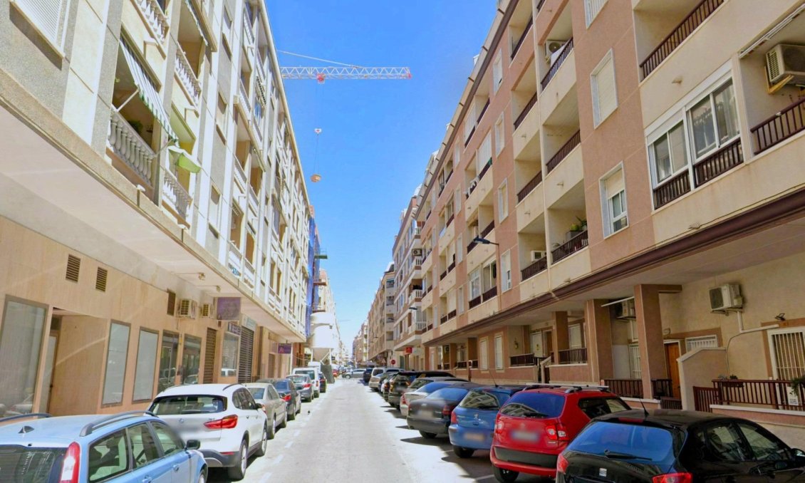 Segunda mano - Apartamento -
Torrevieja - PARQUE DE LAS NACIONES