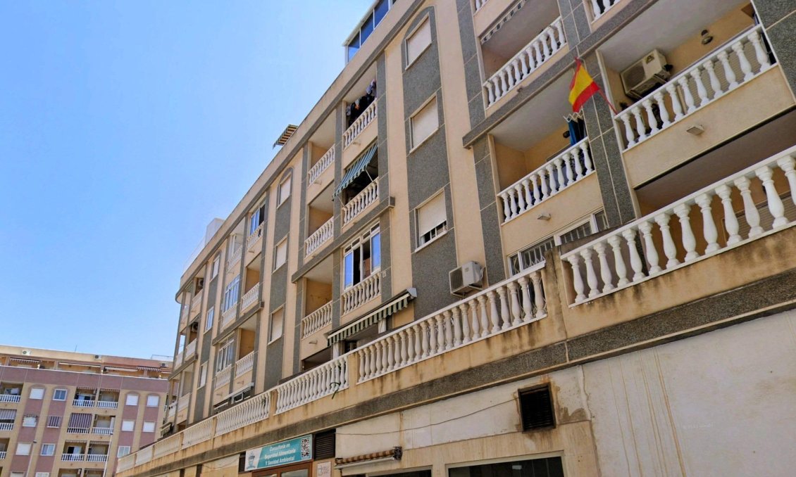Segunda mano - Apartamento -
Torrevieja - PARQUE DE LAS NACIONES