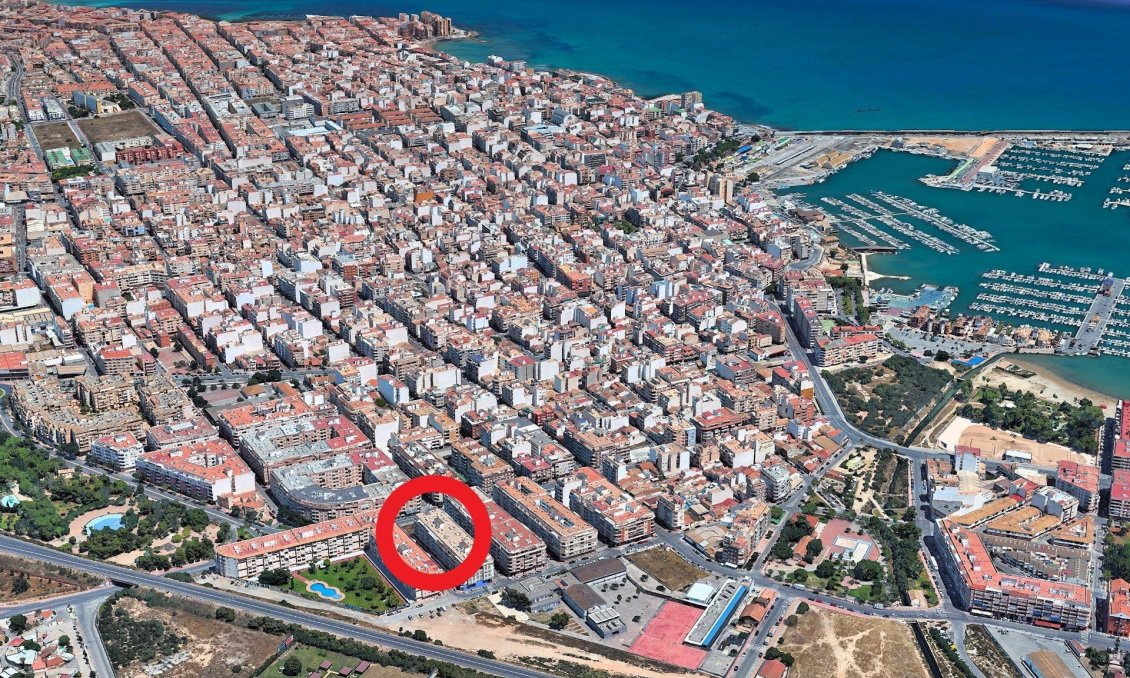 Segunda mano - Apartamento -
Torrevieja - PARQUE DE LAS NACIONES