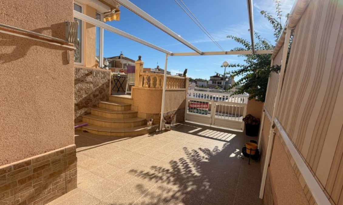 Wiederverkauf - Wohnung -
Torrevieja - Costa Blanca