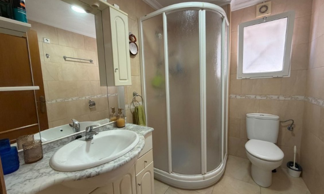 Wiederverkauf - Wohnung -
Torrevieja - Costa Blanca