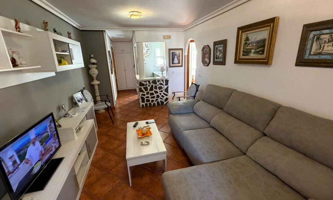 Revânzare - Apartament -
Torrevieja - Playa del Cura