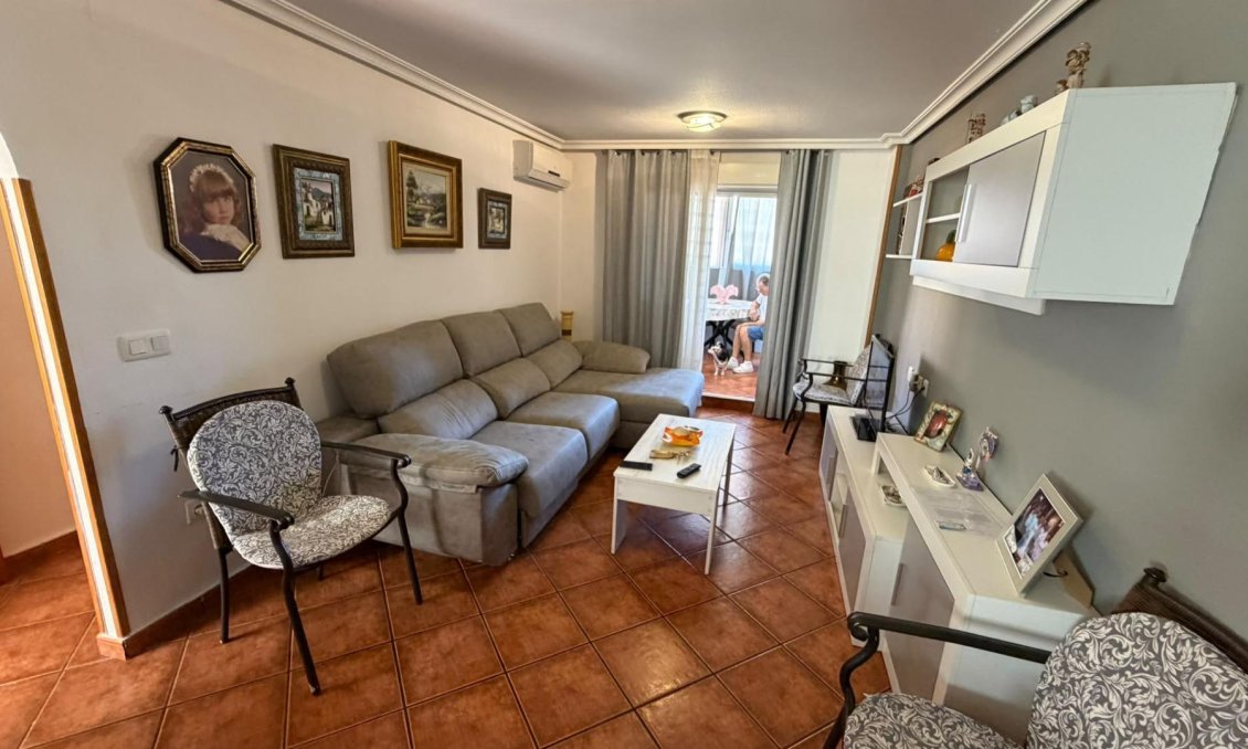 Revânzare - Apartament -
Torrevieja - Playa del Cura