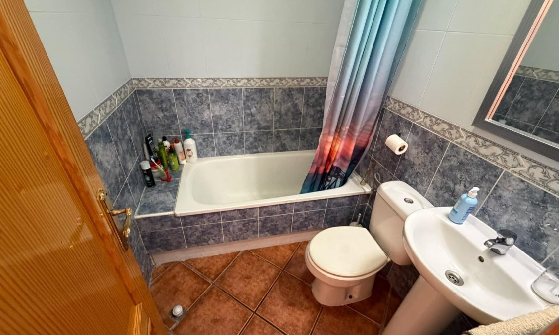 Revânzare - Apartament -
Torrevieja - Playa del Cura