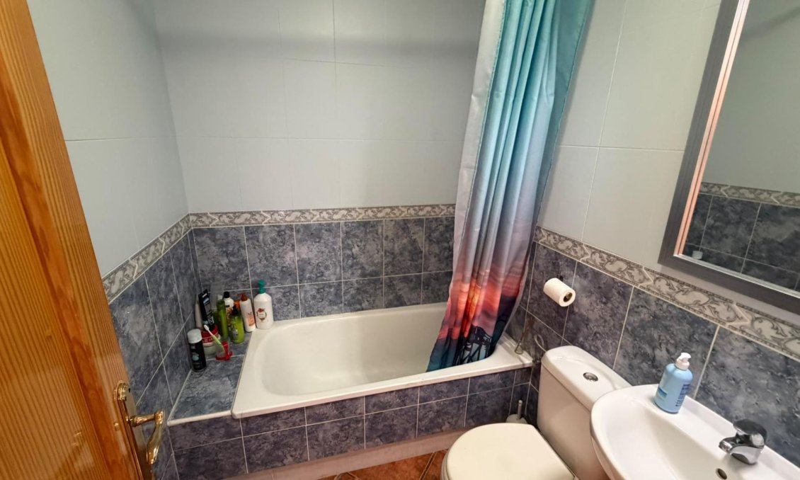 Revânzare - Apartament -
Torrevieja - Playa del Cura