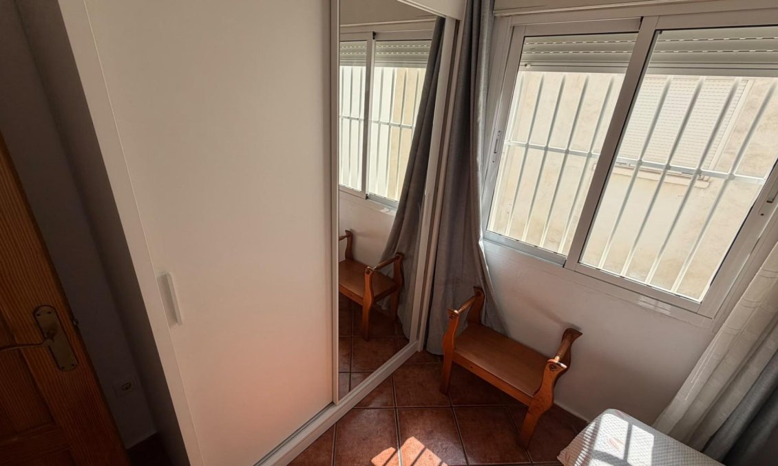 Revânzare - Apartament -
Torrevieja - Playa del Cura