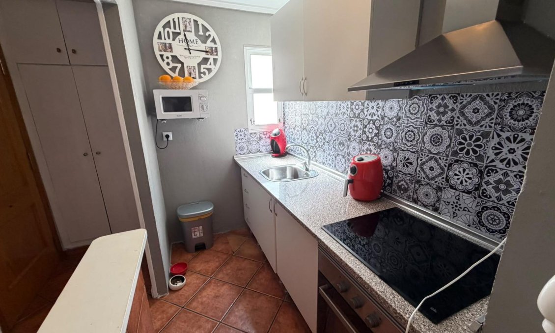 Revânzare - Apartament -
Torrevieja - Playa del Cura