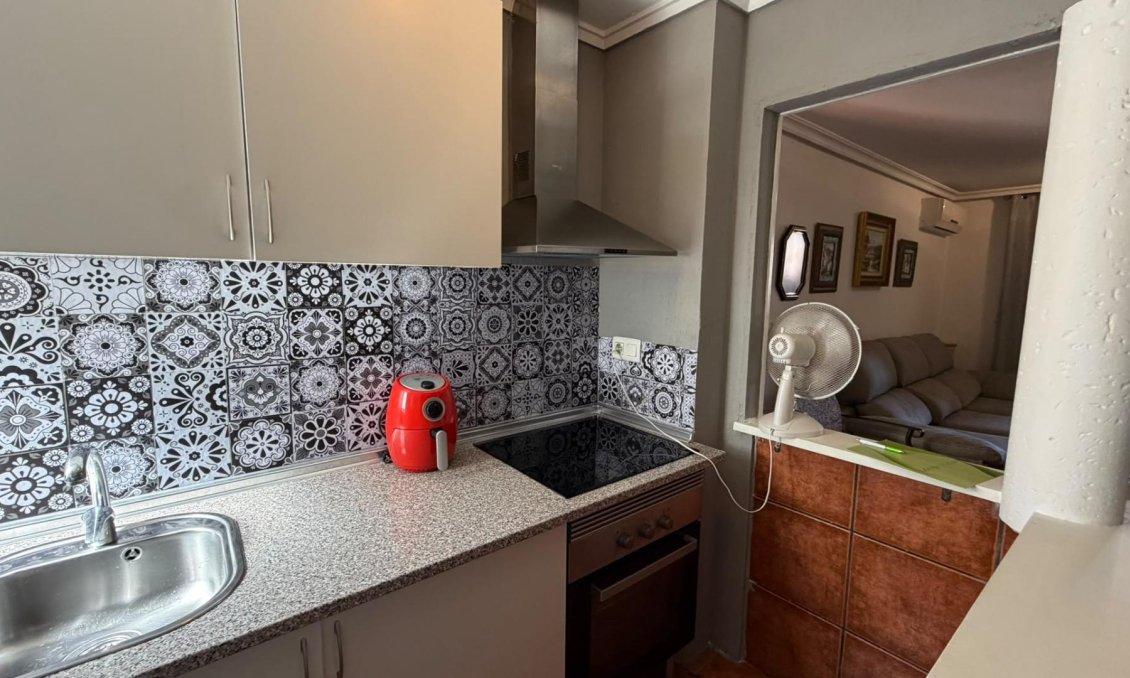 Revânzare - Apartament -
Torrevieja - Playa del Cura