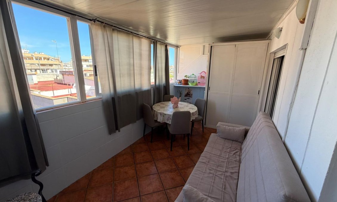 Revânzare - Apartament -
Torrevieja - Playa del Cura