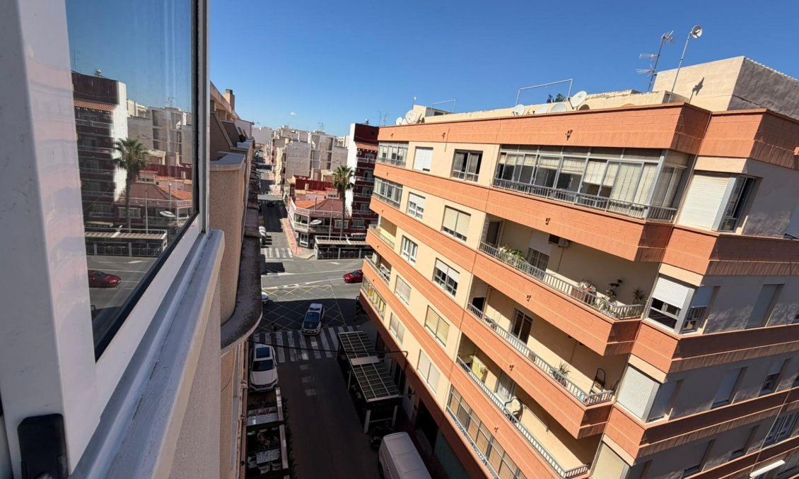 Revânzare - Apartament -
Torrevieja - Playa del Cura