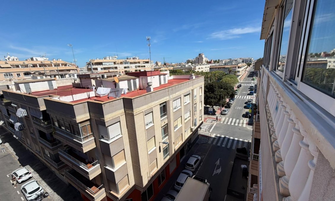 Revânzare - Apartament -
Torrevieja - Playa del Cura