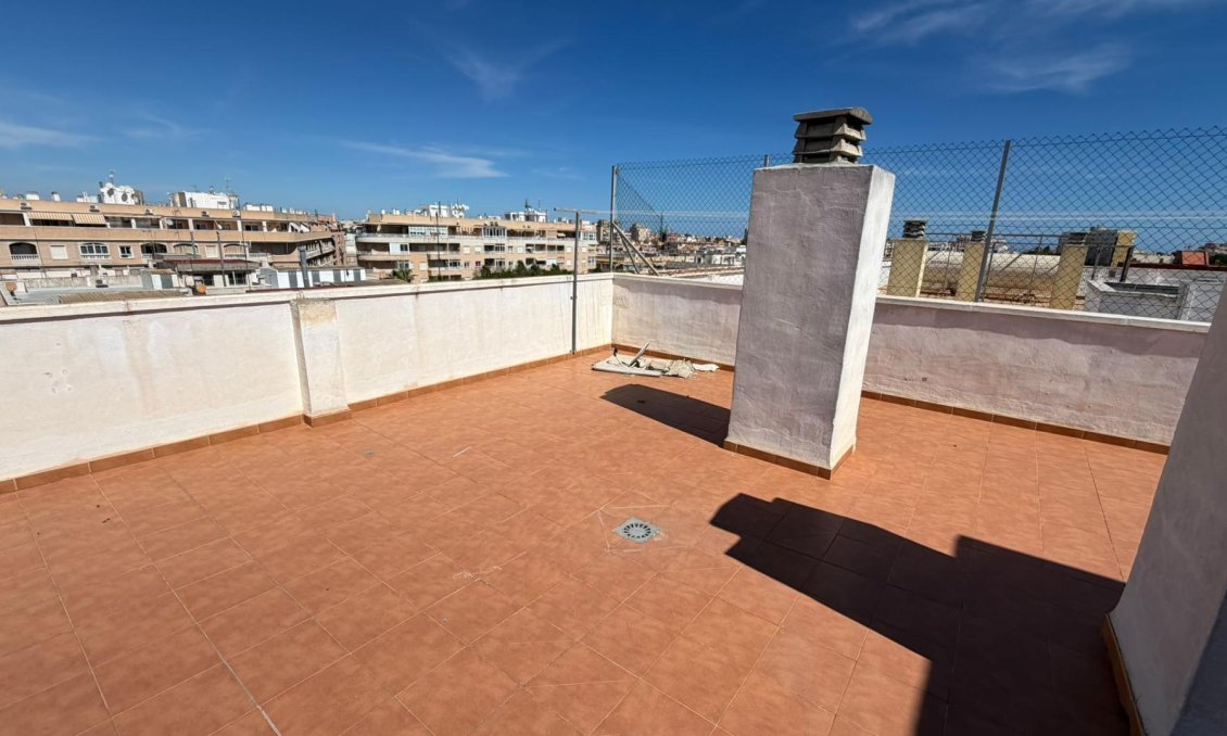Revânzare - Apartament -
Torrevieja - Playa del Cura
