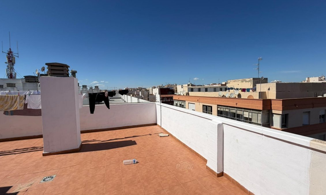 Revânzare - Apartament -
Torrevieja - Playa del Cura