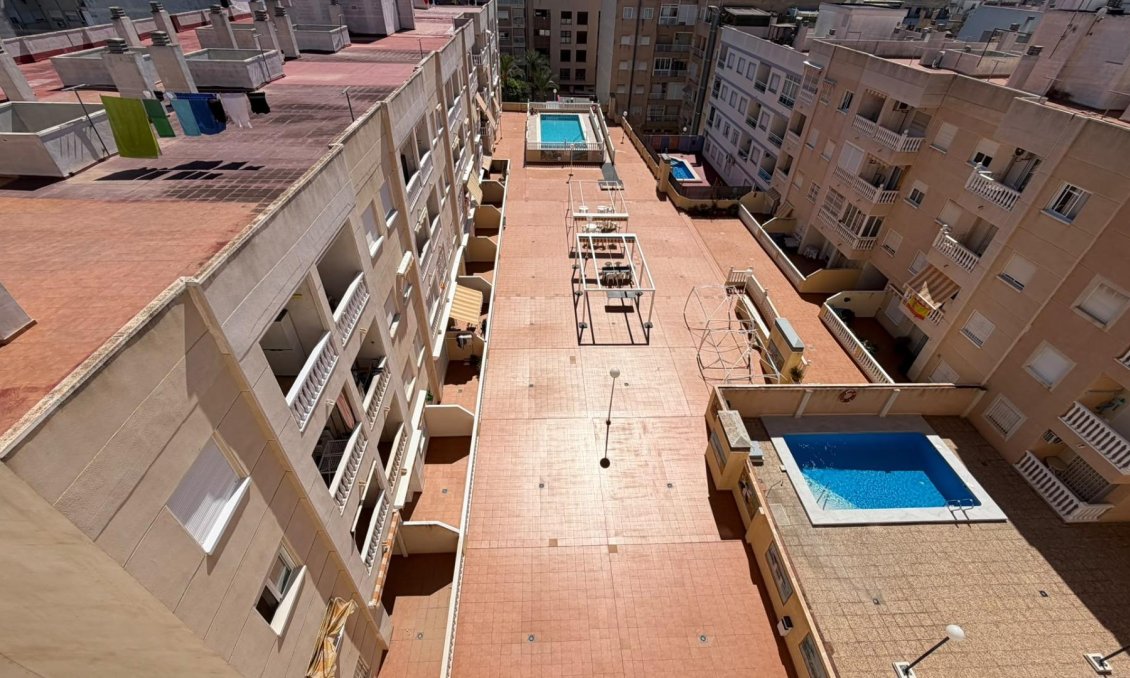 Revânzare - Apartament -
Torrevieja - Playa del Cura