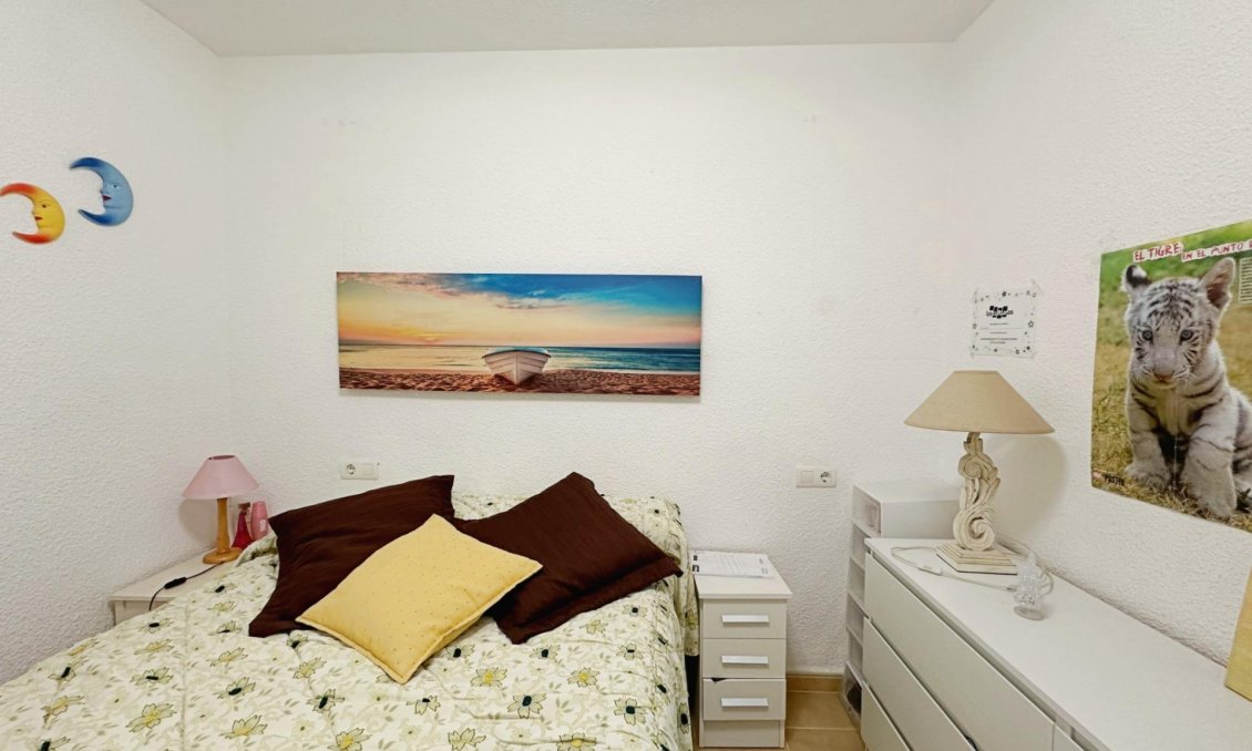 Segunda mano - Apartamento -
Torrevieja - Playa De Los Naufragos