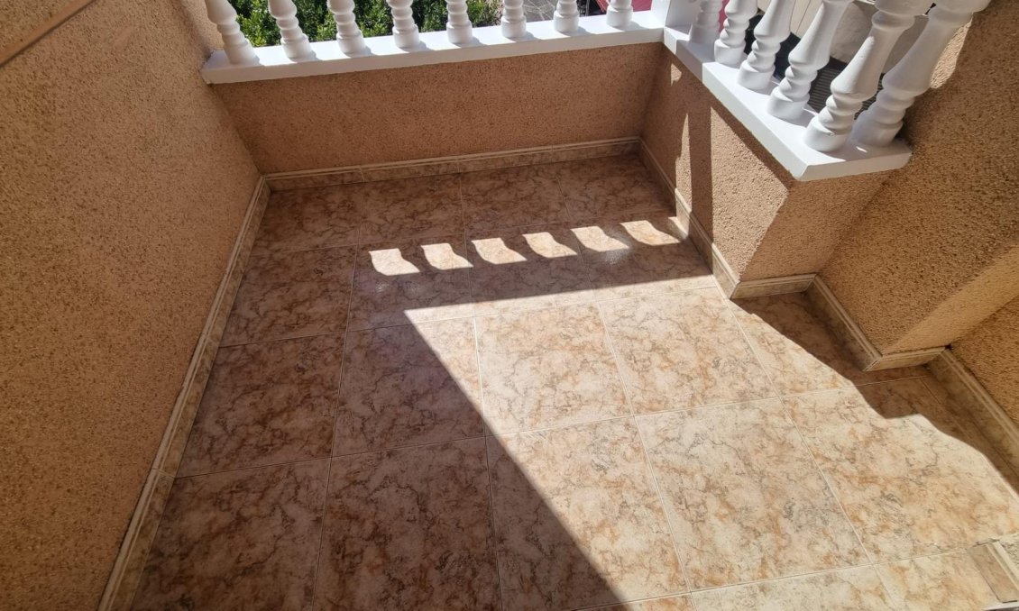 Segunda mano - Apartamento -
Torrevieja - Centro