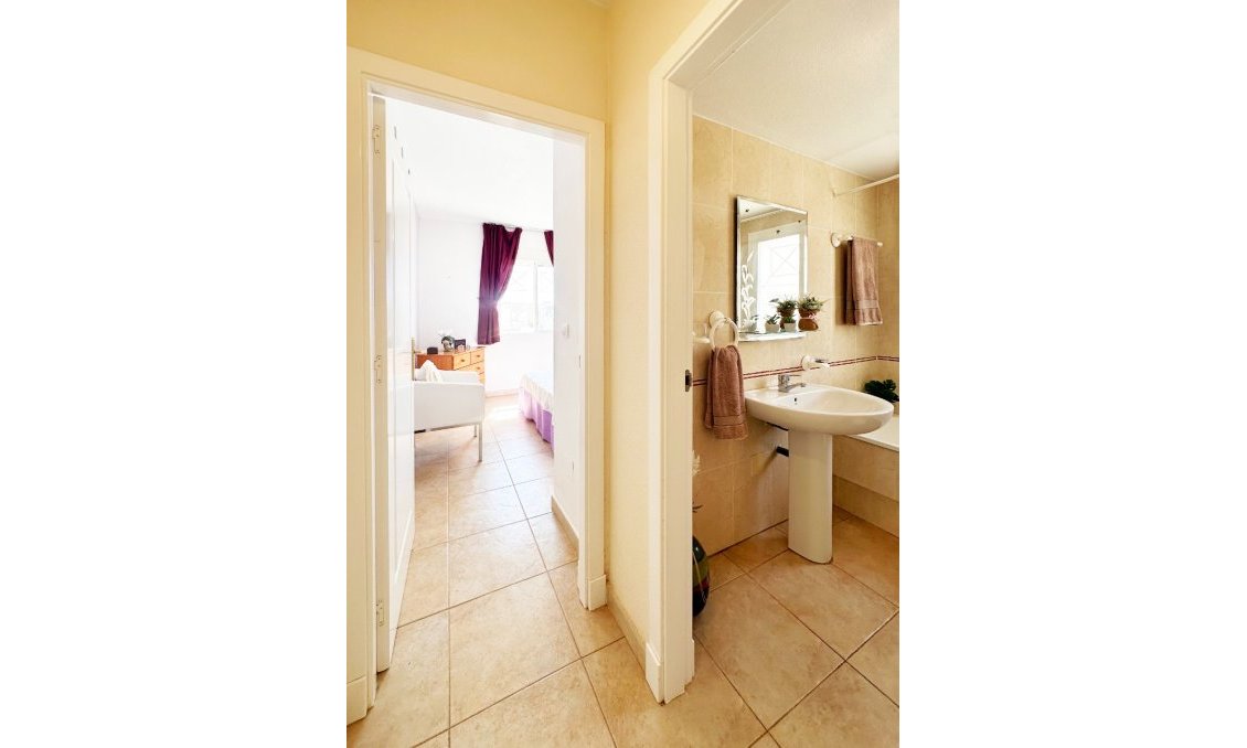 Segunda mano - Bungalow -
Torrevieja - Costa Blanca