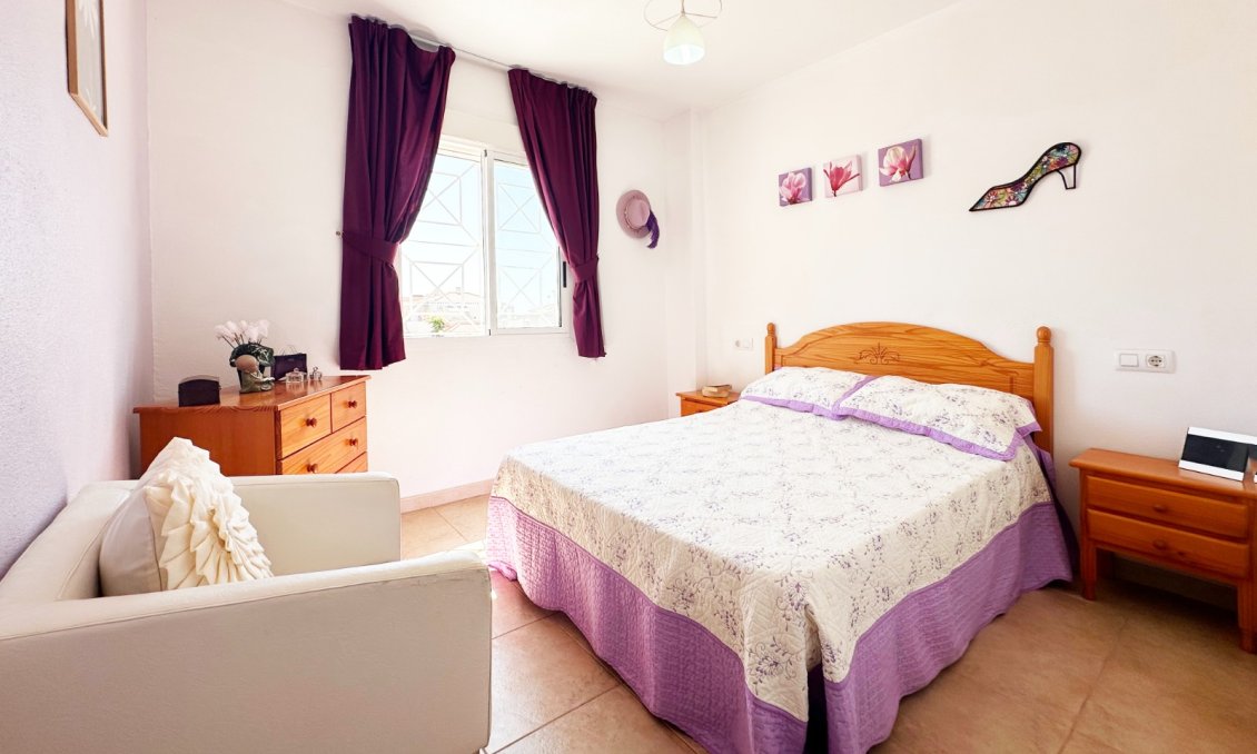 Segunda mano - Bungalow -
Torrevieja - Costa Blanca