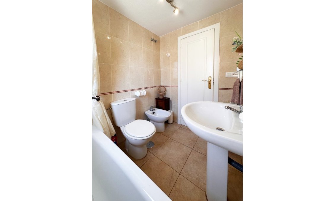 Segunda mano - Bungalow -
Torrevieja - Costa Blanca