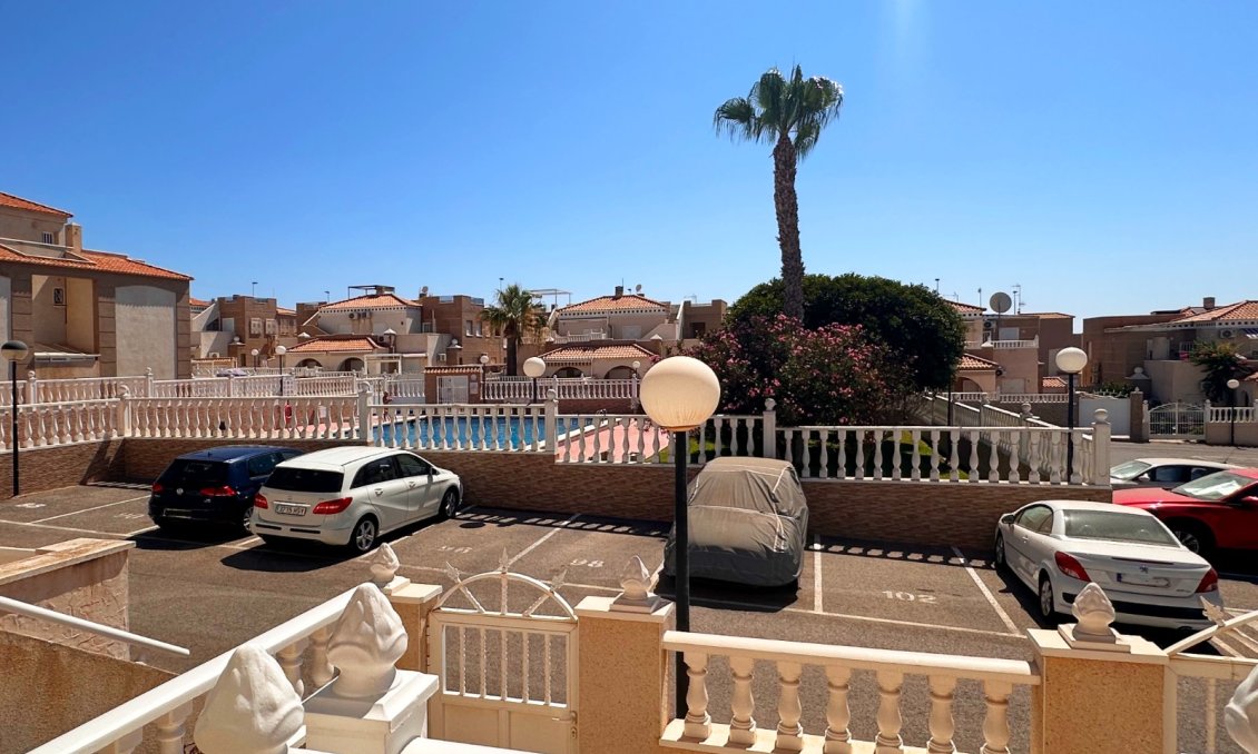 Segunda mano - Bungalow -
Torrevieja - Costa Blanca