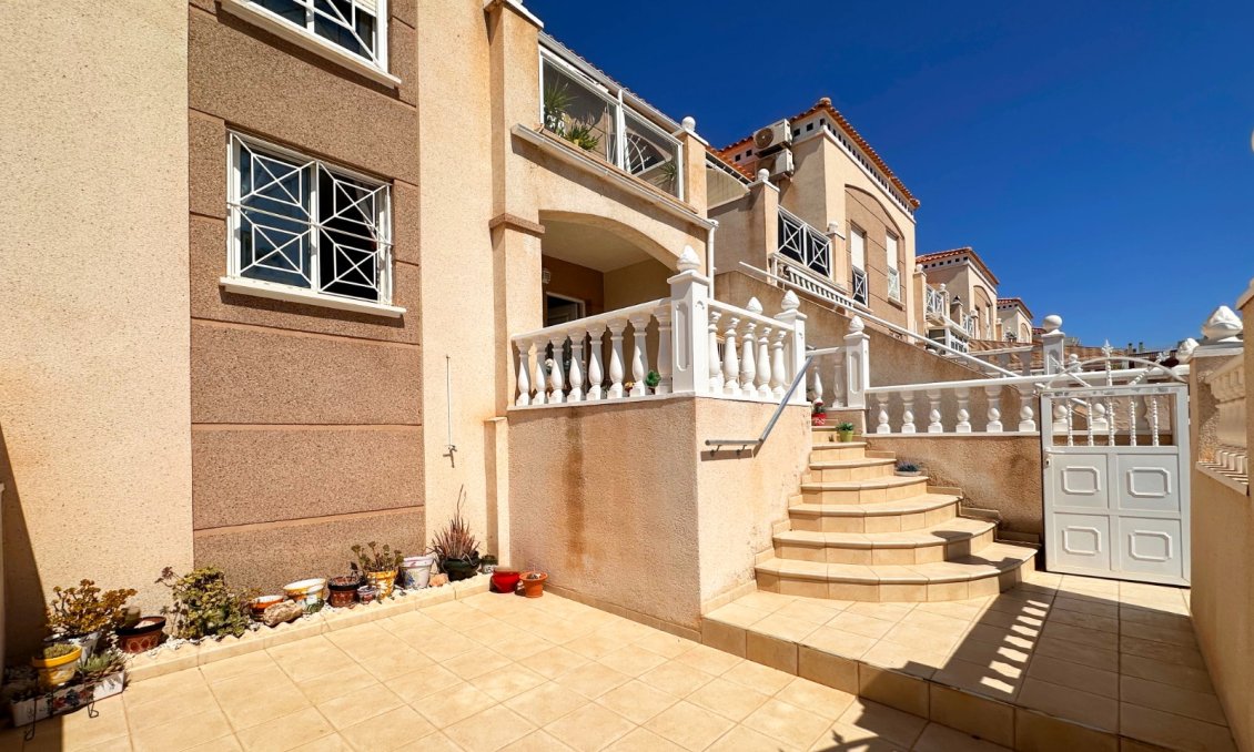 Segunda mano - Bungalow -
Torrevieja - Costa Blanca