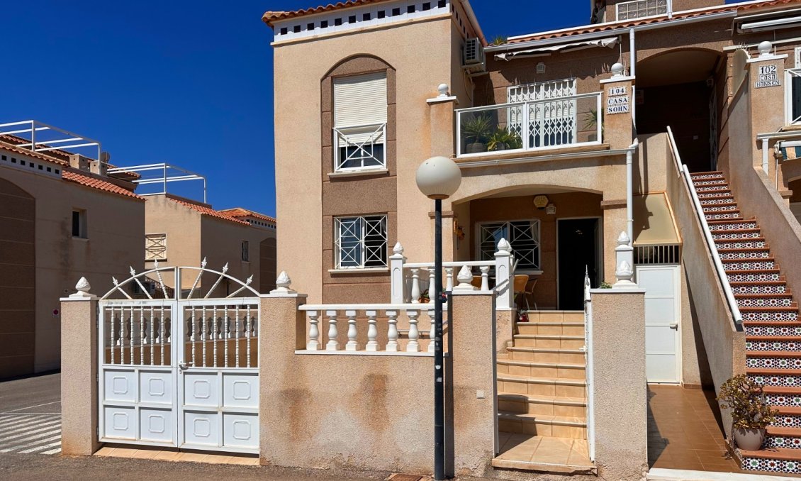 Segunda mano - Bungalow -
Torrevieja - Costa Blanca
