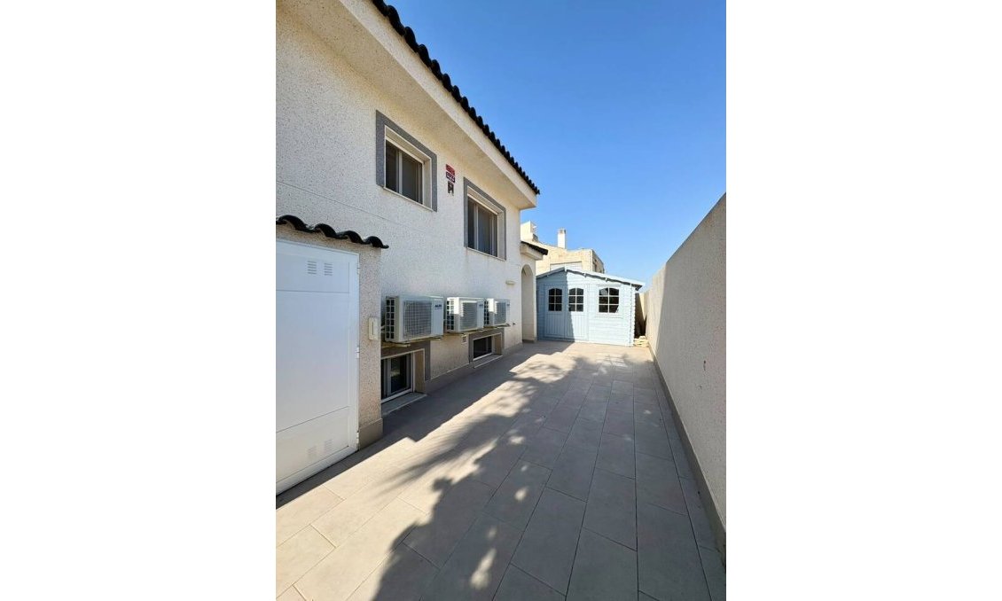 Segunda mano - Villa -
Rojales - Costa Blanca
