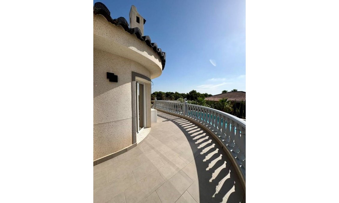 Segunda mano - Villa -
Rojales - Costa Blanca