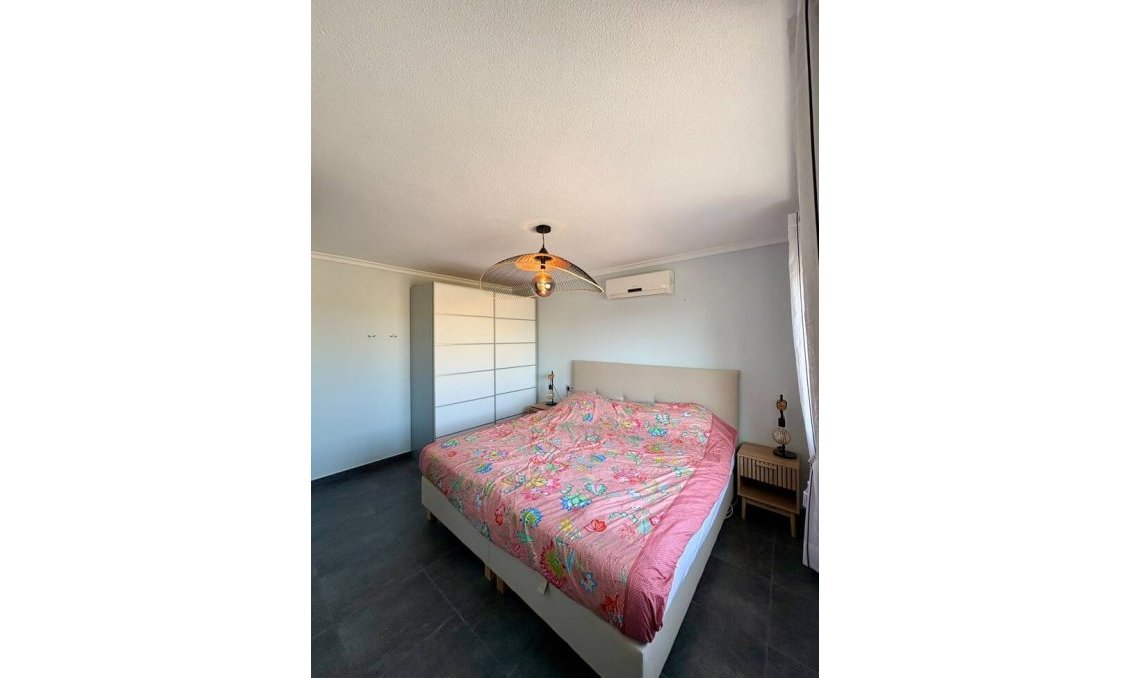 Segunda mano - Villa -
Rojales - Costa Blanca