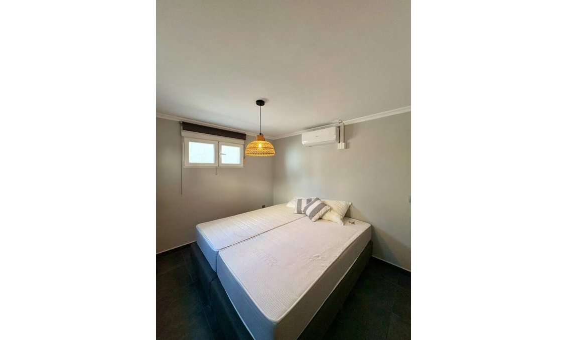 Segunda mano - Villa -
Rojales - Costa Blanca