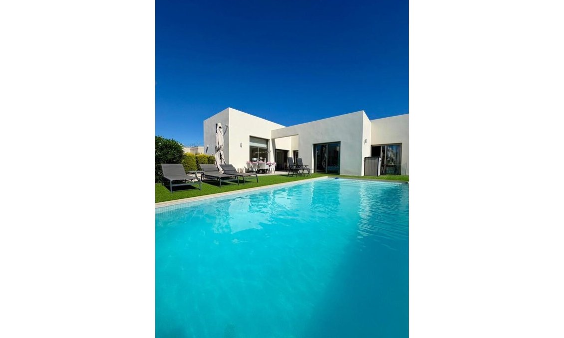 Segunda mano - Villa -
Benijofar - Costa Blanca