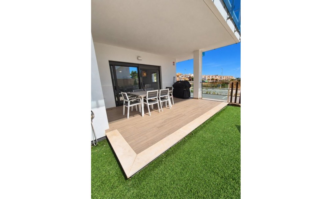Segunda mano - Apartamento -
Vistabella Golf Entre Naranjos - Inland