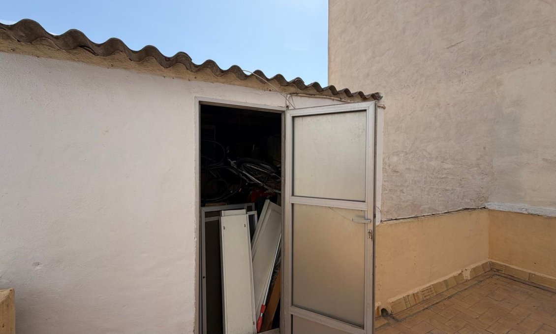 Segunda mano - Apartamento -
Torrevieja - Centro