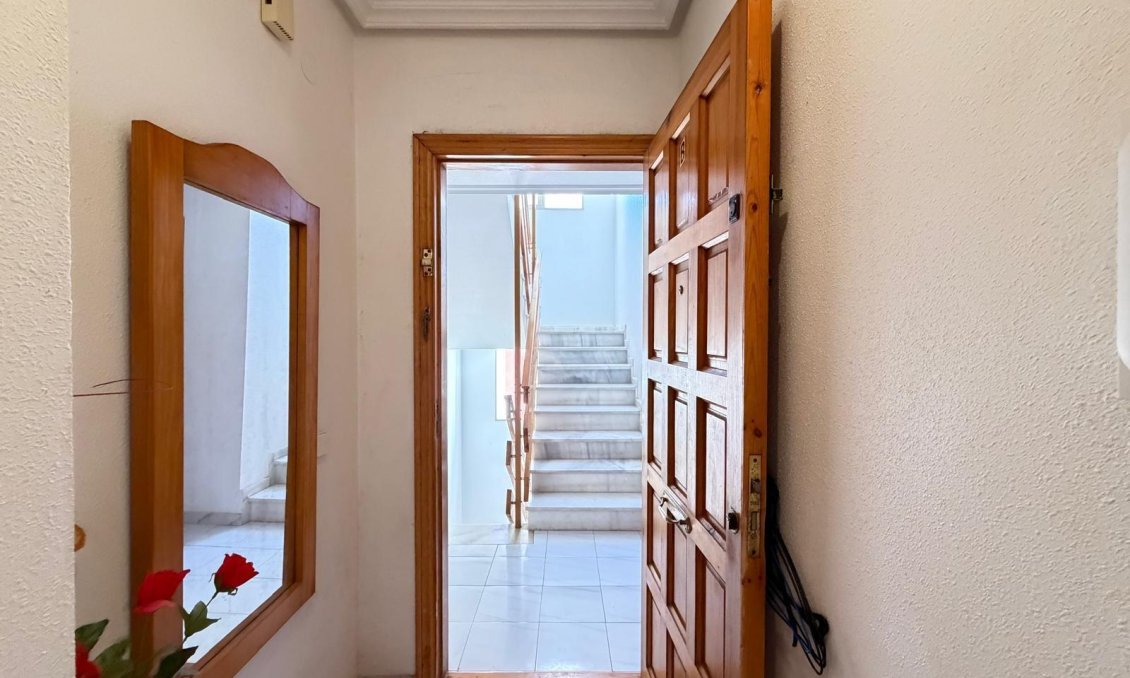 Wiederverkauf - Wohnung -
Torrevieja - Playa del Cura
