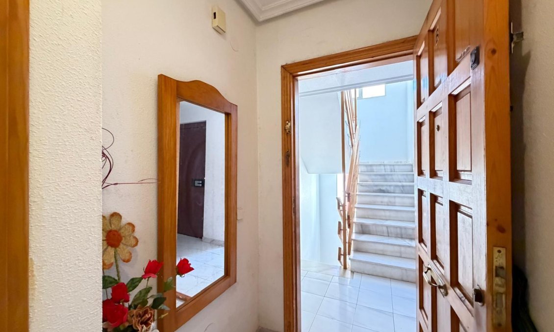 Wiederverkauf - Wohnung -
Torrevieja - Playa del Cura