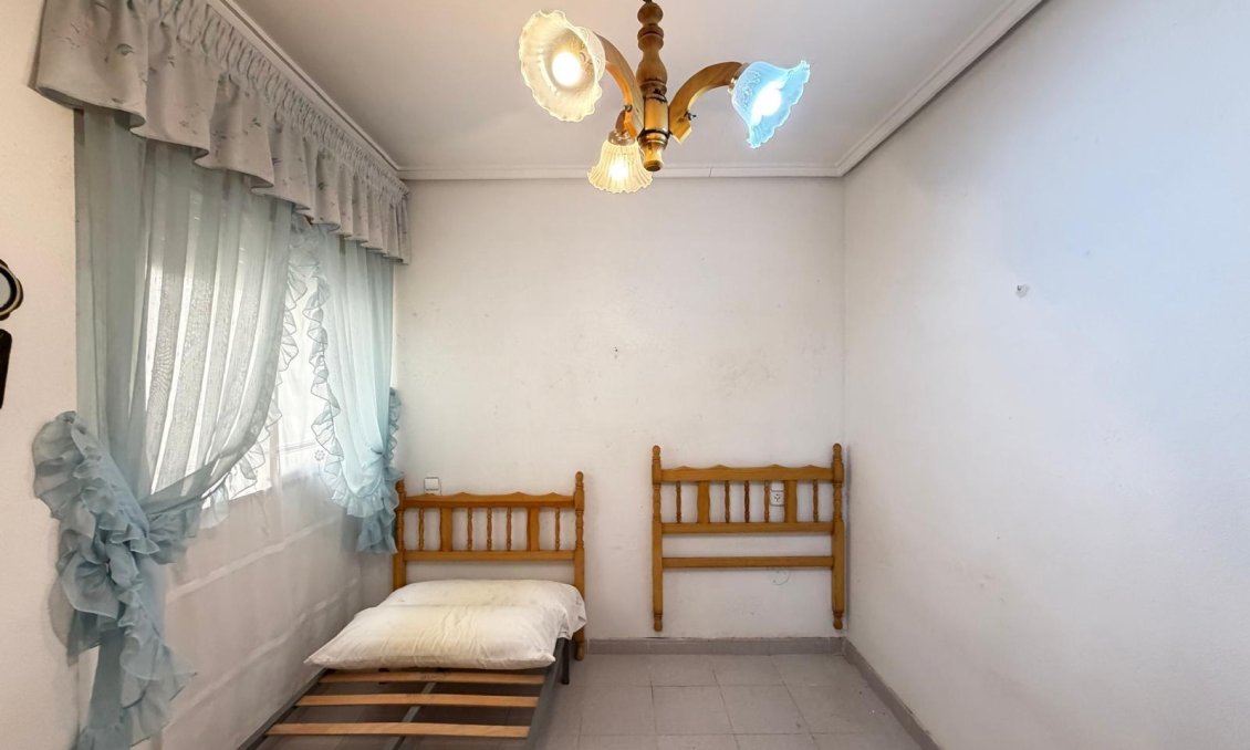 Wiederverkauf - Wohnung -
Torrevieja - Playa del Cura