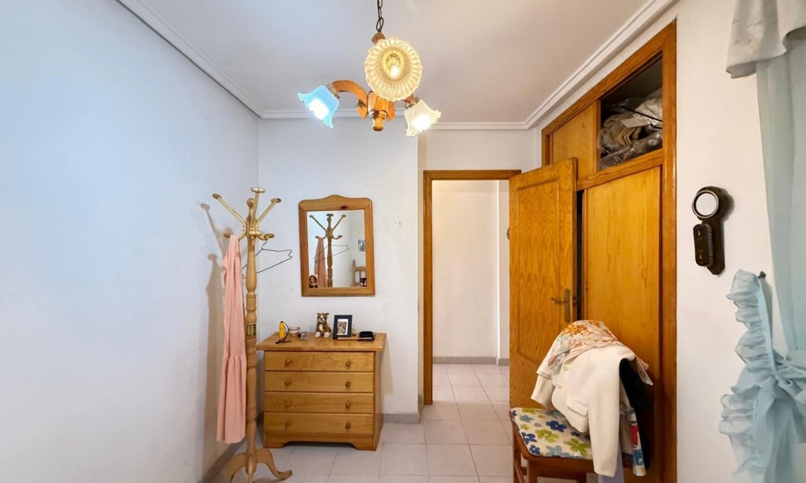 Wiederverkauf - Wohnung -
Torrevieja - Playa del Cura