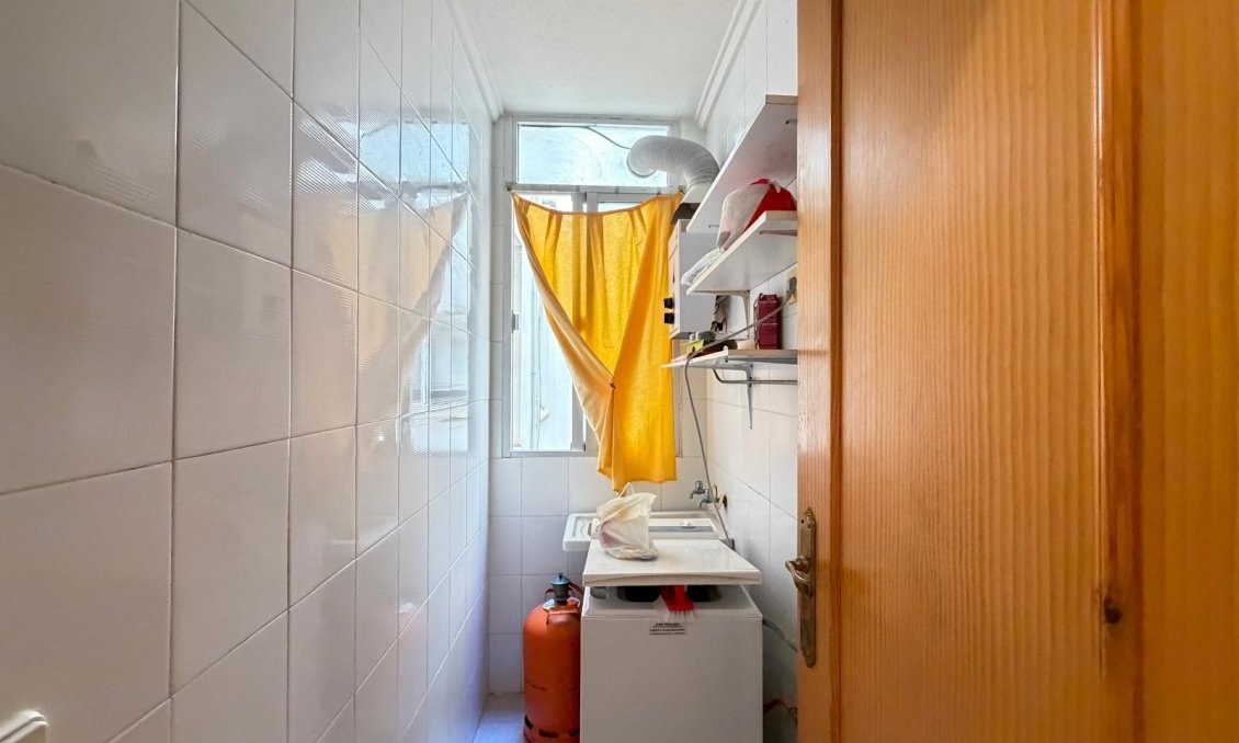 Wiederverkauf - Wohnung -
Torrevieja - Playa del Cura