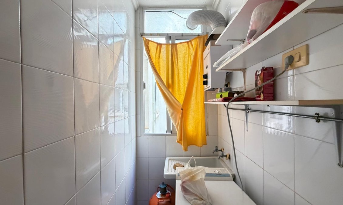 Wiederverkauf - Wohnung -
Torrevieja - Playa del Cura